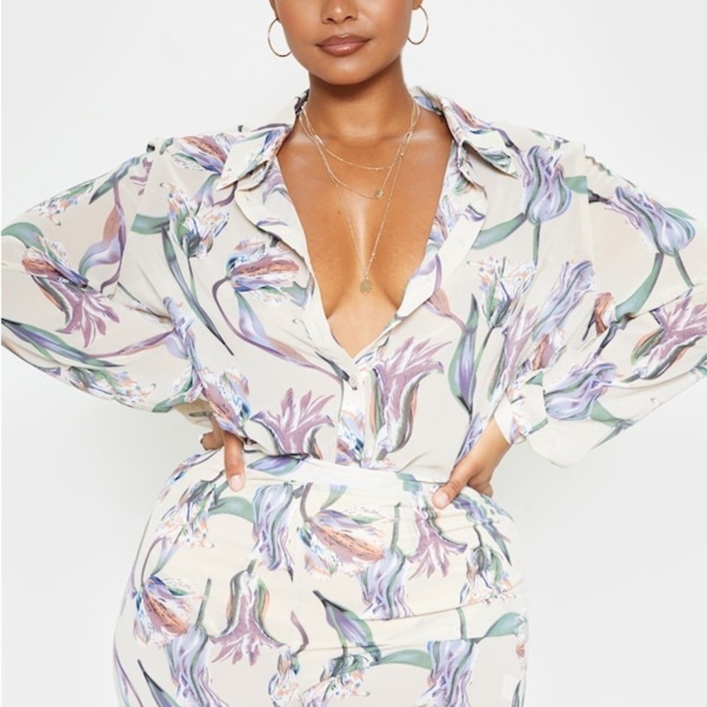 NWT PRETTYLITTLETHING Plus Dusty Pink Floral Oversized Shirt
